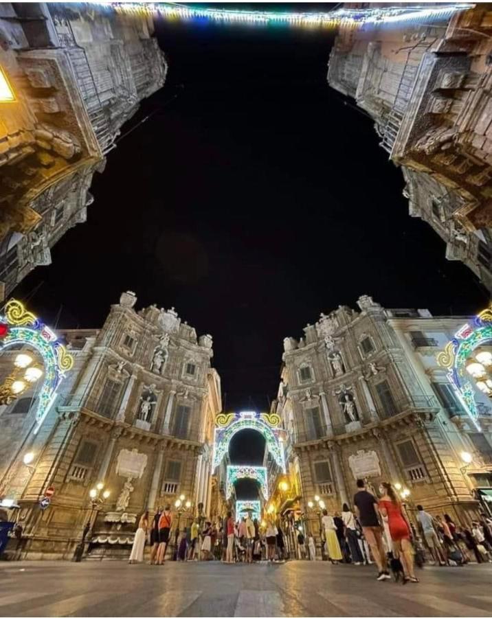 Appartamento Hello Cathedral House Palermo Esterno foto