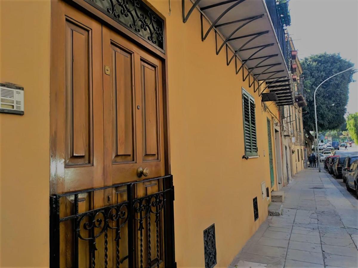 Appartamento Hello Cathedral House Palermo Esterno foto