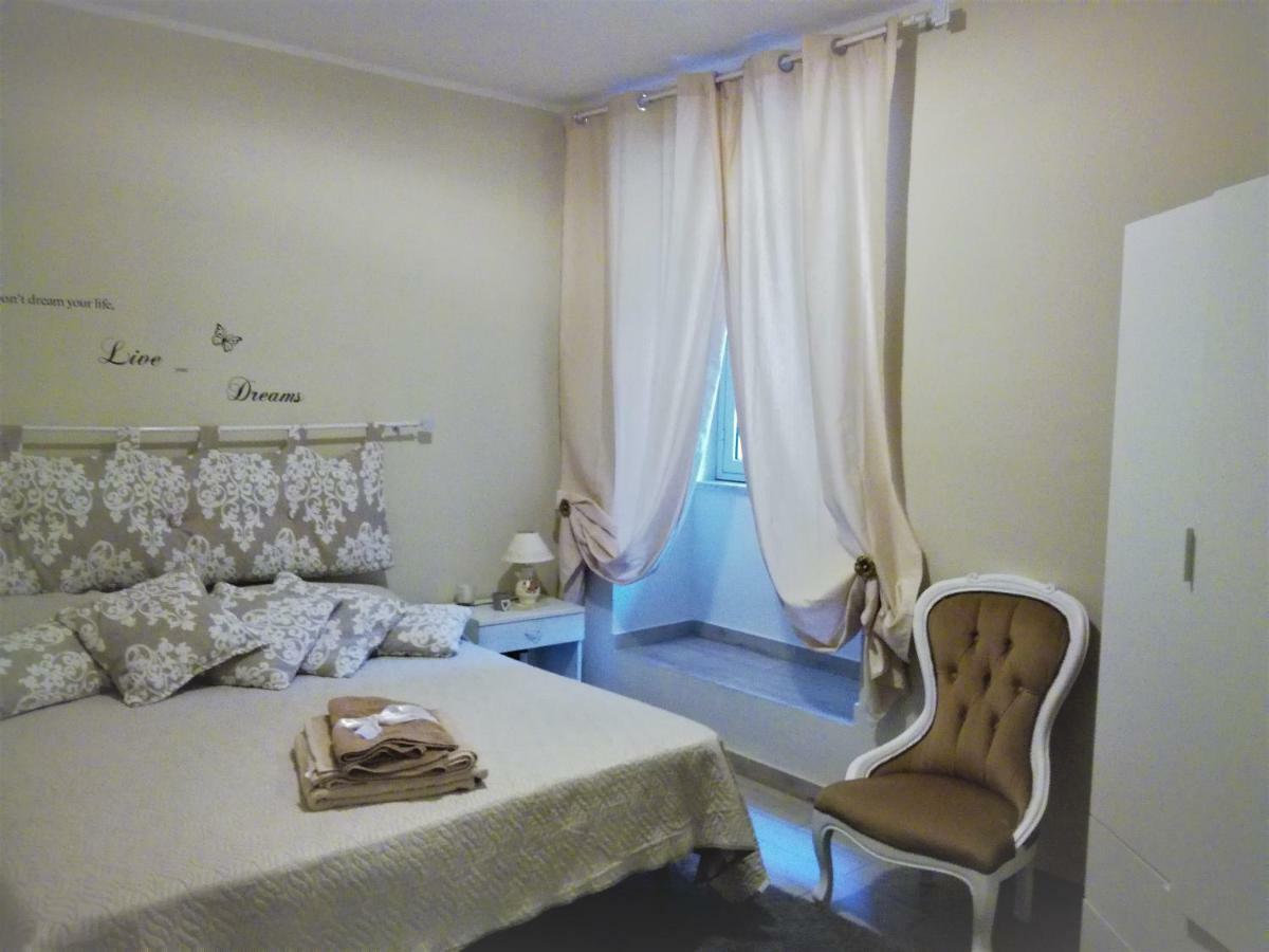 Appartamento Hello Cathedral House Palermo Esterno foto