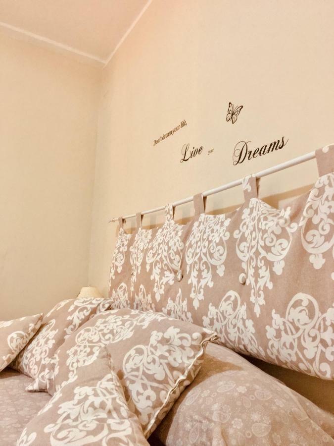 Appartamento Hello Cathedral House Palermo Esterno foto