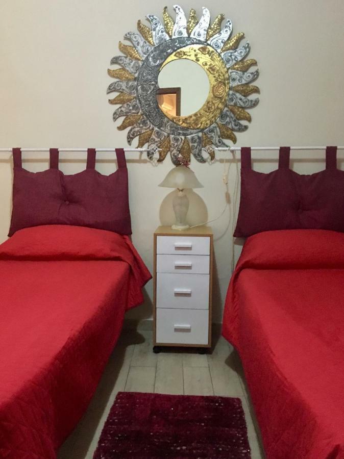 Appartamento Hello Cathedral House Palermo Esterno foto